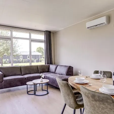 Holiday home Cube Xl 104 I 6 Persoons In *