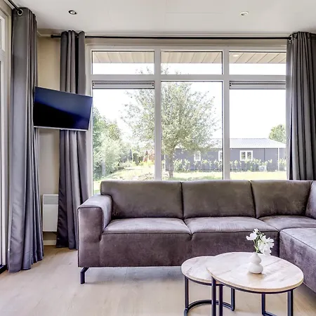 Holiday home Cube Xl 104 I 6 Persoons In *