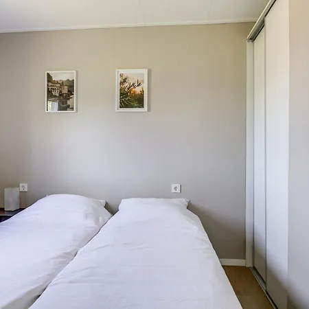 Holiday home Cube Xl 104 I 6 Persoons In Zennewijnen