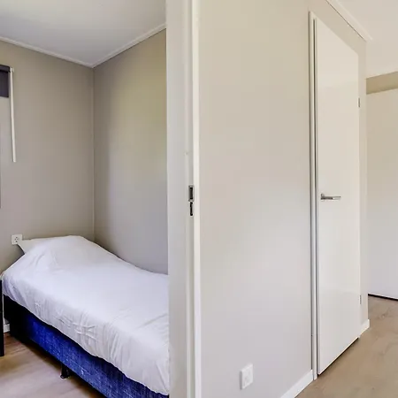Cube Xl 104 I 6 Persoons In Holiday home Zennewijnen